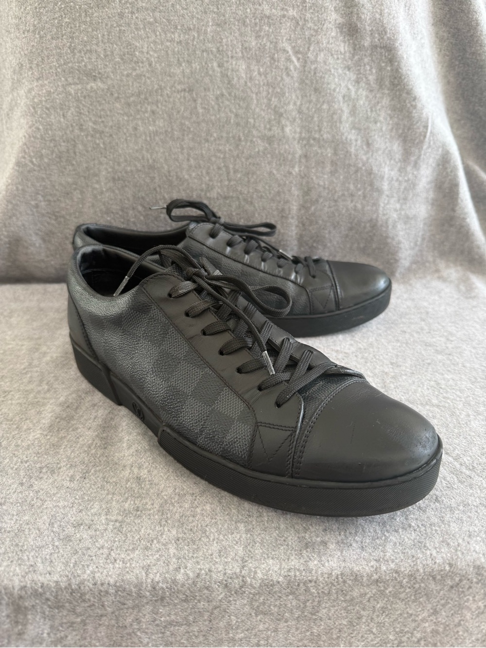 Louis Vuitton Men’s Low Top Sneakers